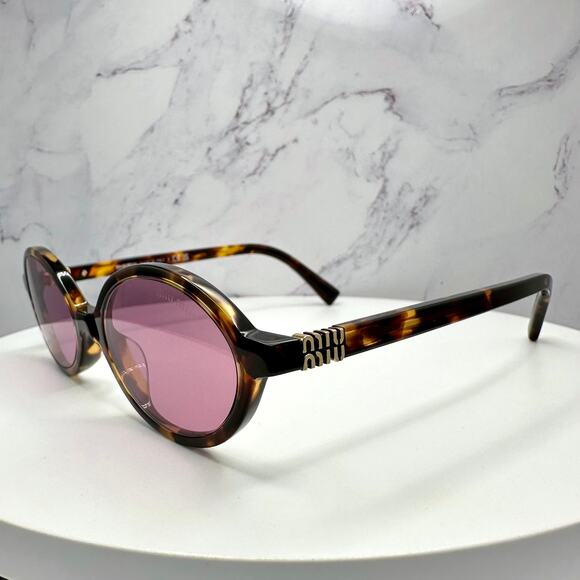 New MIU MIU Sunglasses - Picture 4 of 16